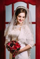 Портрет невесты в интерьере